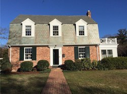 Colonial in Larchmont, Norfolk