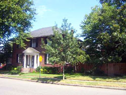 Colonial in West Ghent, Norfolk