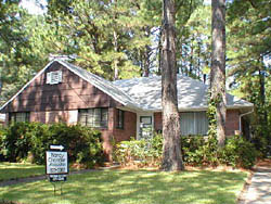 Ranch in Larchmont, Norfolk